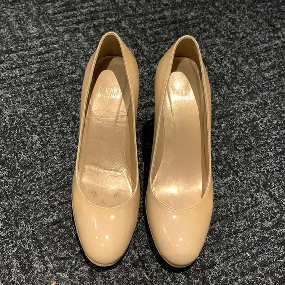 Stuart Weitzman - Picture 1 of 12